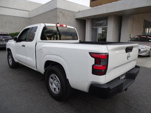 2024 Nissan Frontier S