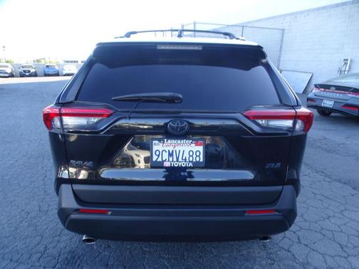 Midnight Black Metallic 2022 Toyota RAV4 XLE