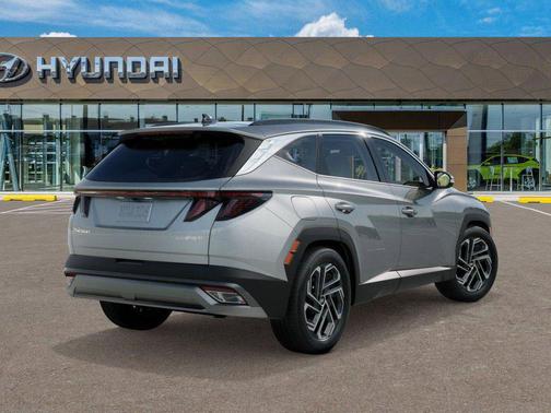 Shimmering Silver 2026 Hyundai TUCSON Plug-In Hybrid Limited