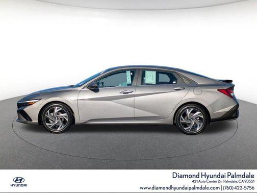 2024 Hyundai ELANTRA Limited