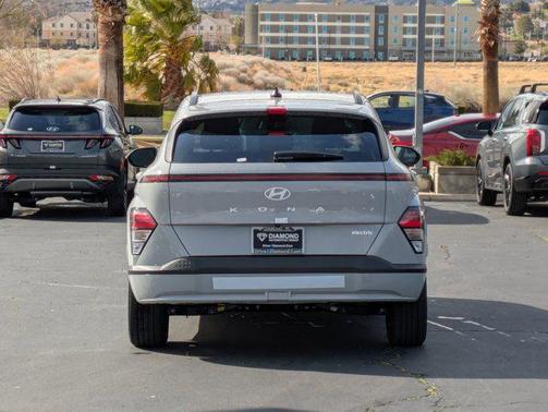 2025 Hyundai KONA EV SEL