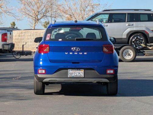 2024 Hyundai VENUE Limited