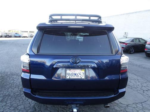 Nautical Blue Metallic 2017 Toyota 4Runner SR5 Premium