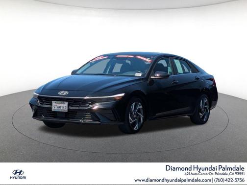 Abyss Black 2025 Hyundai ELANTRA SEL