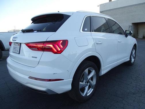 2021 Audi Q3 40 Premium