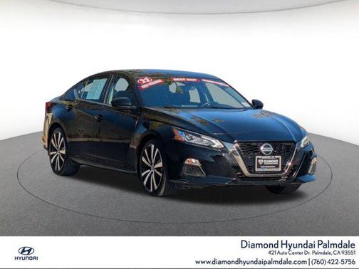 2022 Nissan Altima SR FWD