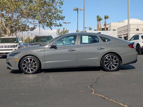 2021 Hyundai SONATA Limited