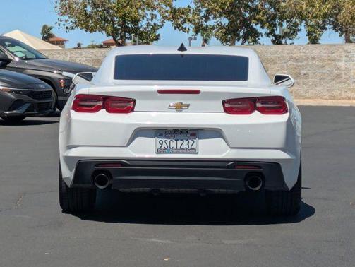 2022 Chevrolet Camaro 1LT