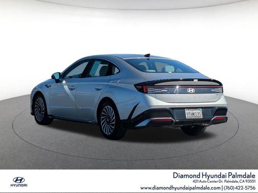 Aero Silver 2025 Hyundai SONATA Hybrid SE