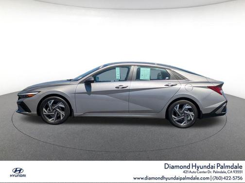 Fluid Metal 2025 Hyundai ELANTRA SEL