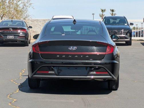 2023 Hyundai SONATA SE