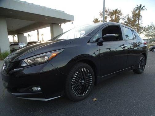 2025 Nissan Leaf SV PLUS