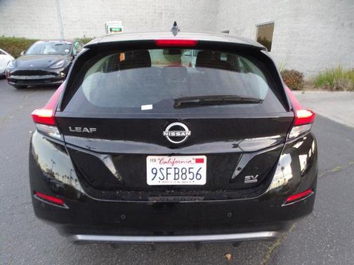 2025 Nissan Leaf SV PLUS