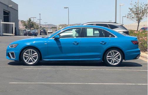 2022 Audi A4 45 S line Premium Plus