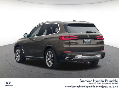 Manhattan Green Metallic 2020 BMW X5 xDrive40i