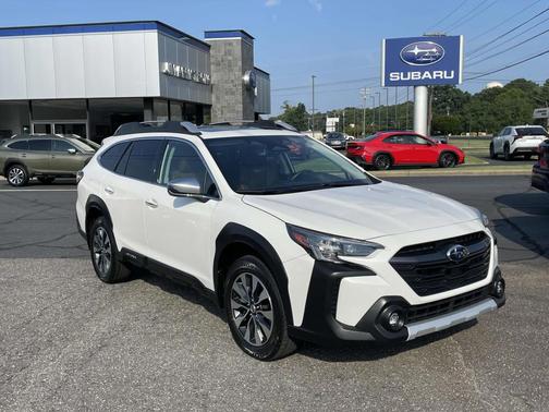2024 Subaru Outback Touring XT AWD