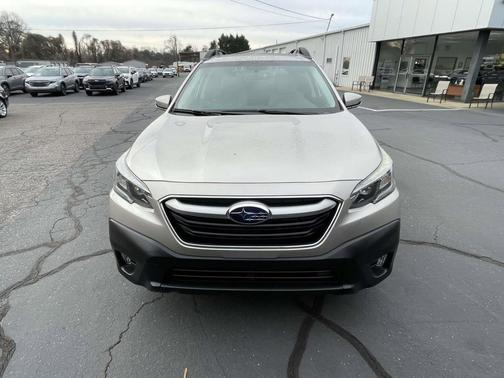 2020 Subaru Outback Premium CVT