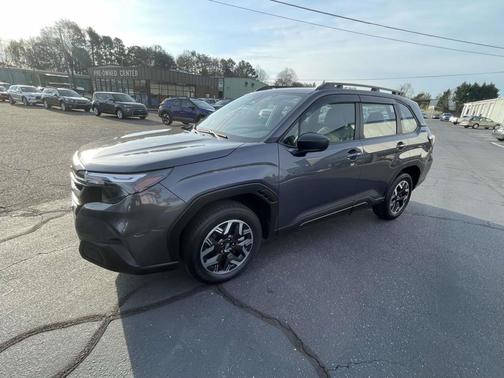 2025 Subaru Forester AWD