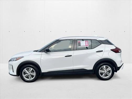 2022 Nissan Kicks S