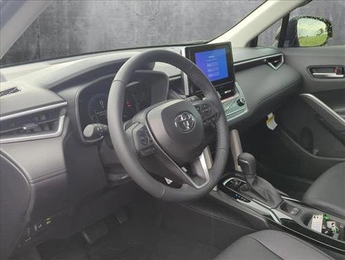 2025 Toyota Corolla Cross XLE