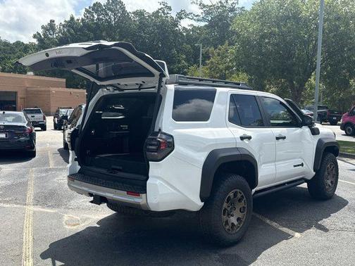 2025 Toyota 4Runner Hybrid Trailhunter