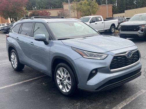 2024 Toyota Highlander Hybrid Limited