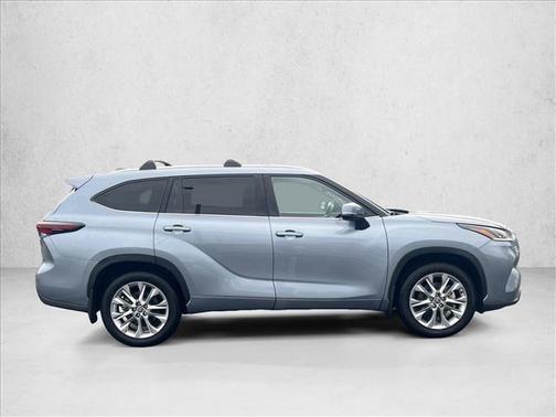 2024 Toyota Highlander Hybrid Limited