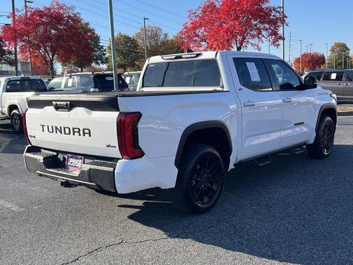 2024 Toyota Tundra SR5