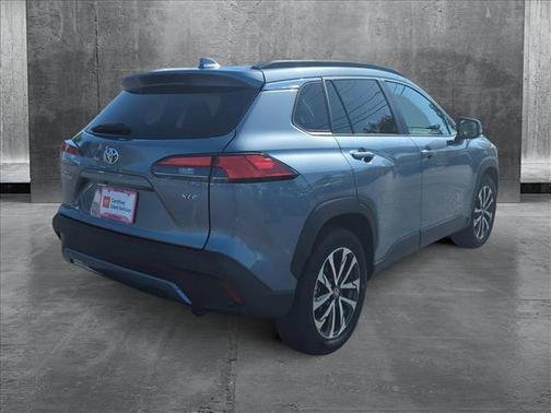2024 Toyota Corolla Cross XLE