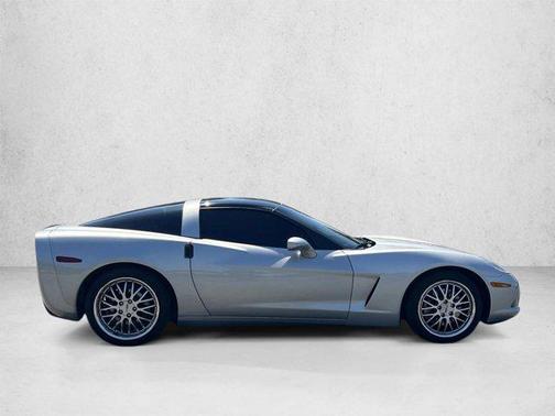 Machine Silver Metallic 2005 Chevrolet Corvette Base