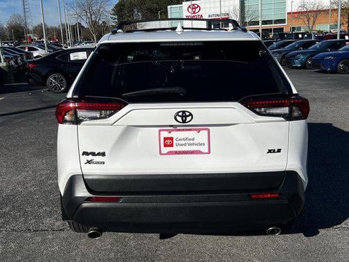 2024 Toyota RAV4 XLE