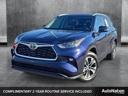2024 Toyota Highlander XLE