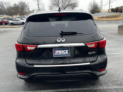 2017 INFINITI QX60 Base