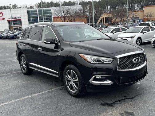 2017 INFINITI QX60 Base