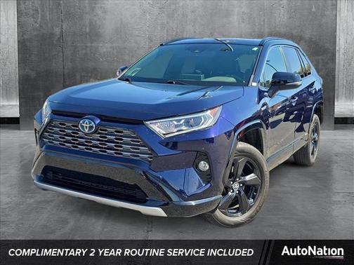 2020 Toyota RAV4 Hybrid SE