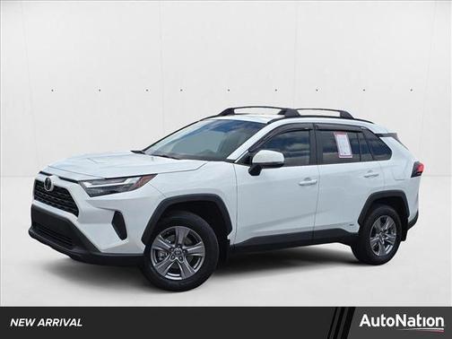 2025 Toyota RAV4 Hybrid XLE