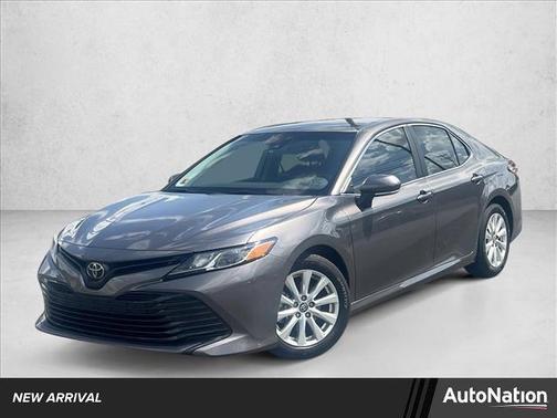 Predawn Gray Mica 2018 Toyota Camry LE