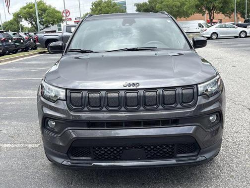 Granite Crystal Metallic Clearcoat 2022 Jeep Compass Latitude