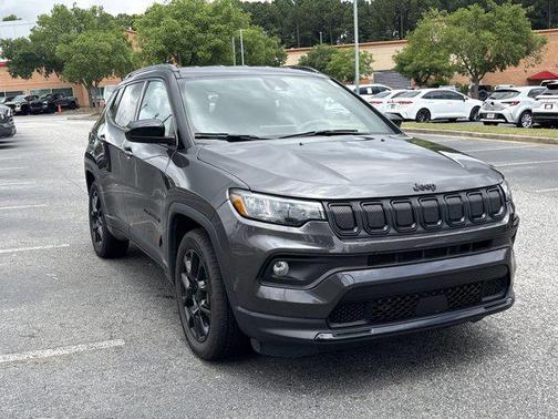 Granite Crystal Metallic Clearcoat 2022 Jeep Compass Latitude
