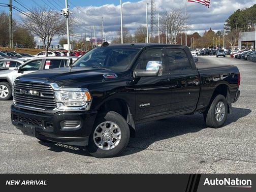 2023 RAM 2500 Laramie Crew Cab 4x4 6'4' Box