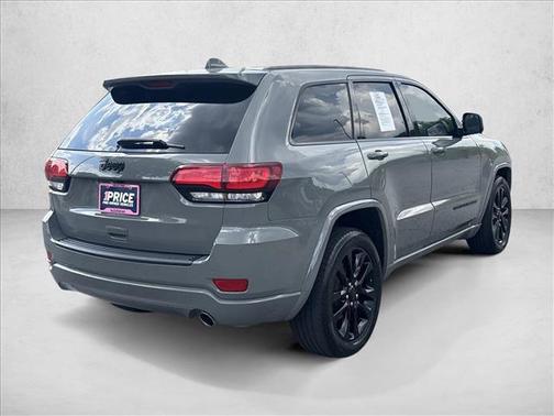 Sting-Gray Clearcoat 2020 Jeep Grand Cherokee Altitude