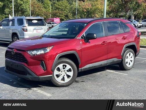 2020 Toyota RAV4 LE
