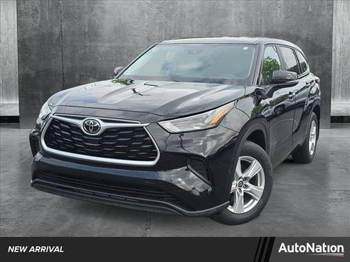 2023 Toyota Highlander L