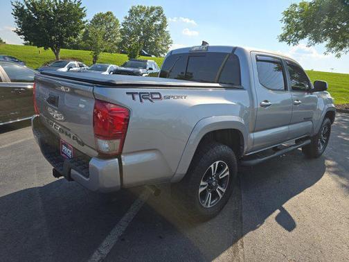 2017 Toyota Tacoma TRD Sport