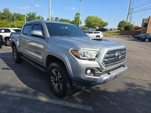 2017 Toyota Tacoma TRD Sport