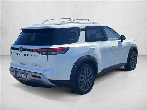 2022 Nissan Pathfinder SL 2WD
