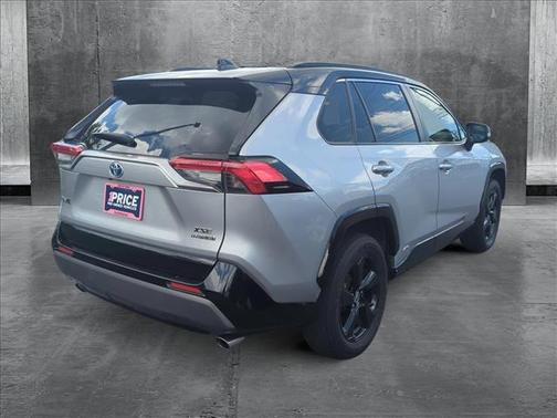 2019 Toyota RAV4 Hybrid SE