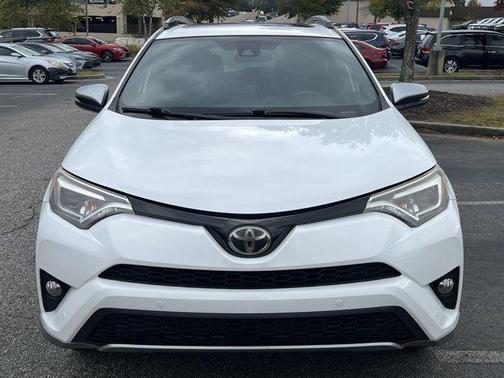 2017 Toyota RAV4 SE