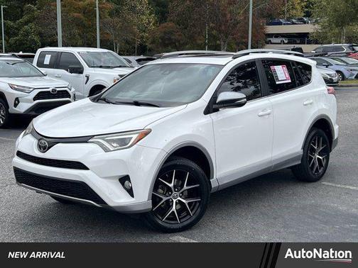 2017 Toyota RAV4 SE