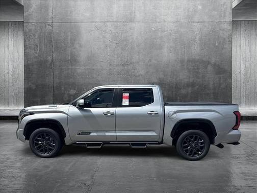 2025 Toyota Tundra Hybrid Platinum
